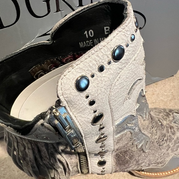 Old Gringo Moira Metallic Silver Ankle Boots - 🐆- Sz. 10 - NWT - Picture 7 of 13